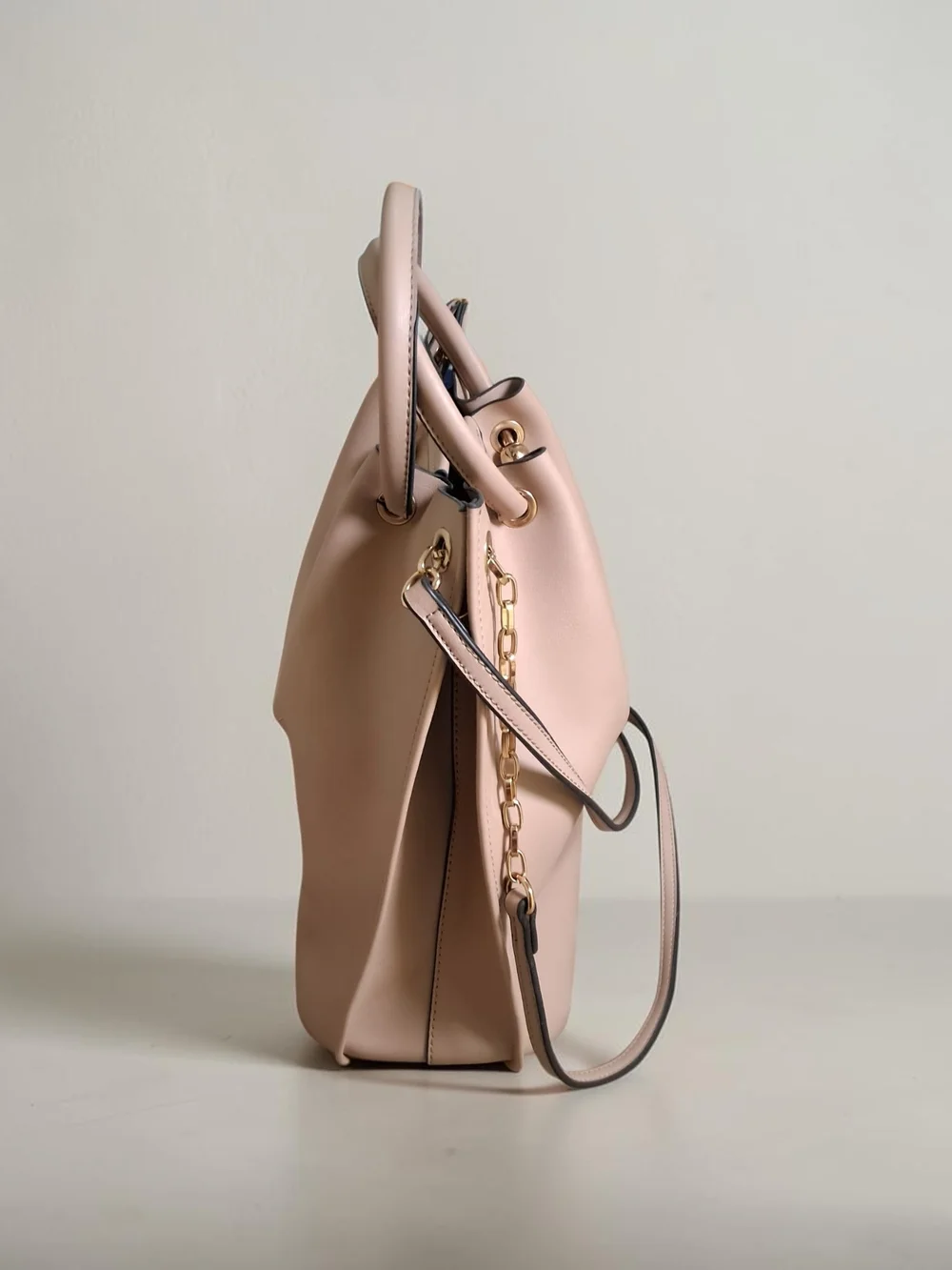 Round-Handle Bucket Bag in Blush Tan